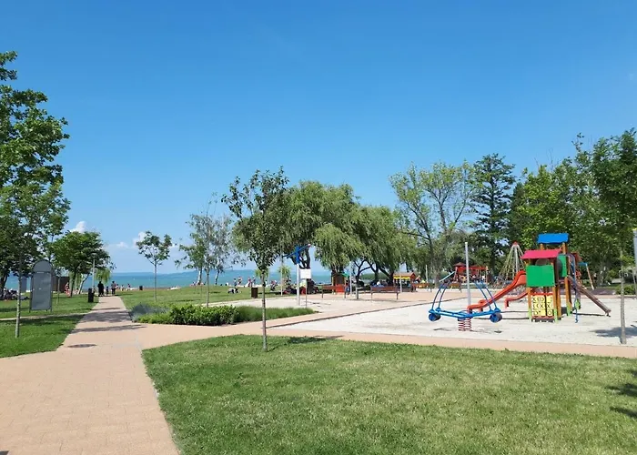 Сasa de vacaciones House Kalmia Fonyód