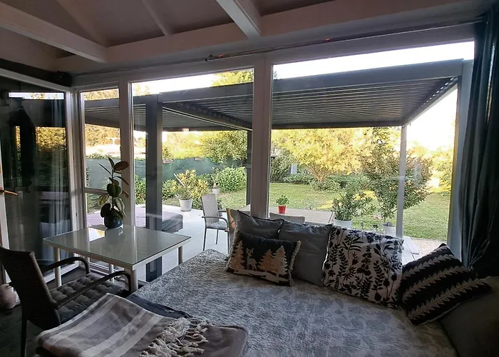 Сasa de vacaciones House Kalmia *